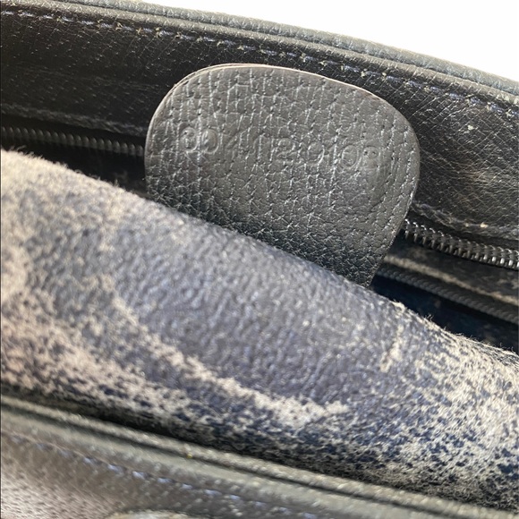 Vintage Gucci Clutch - Picture 5 of 9